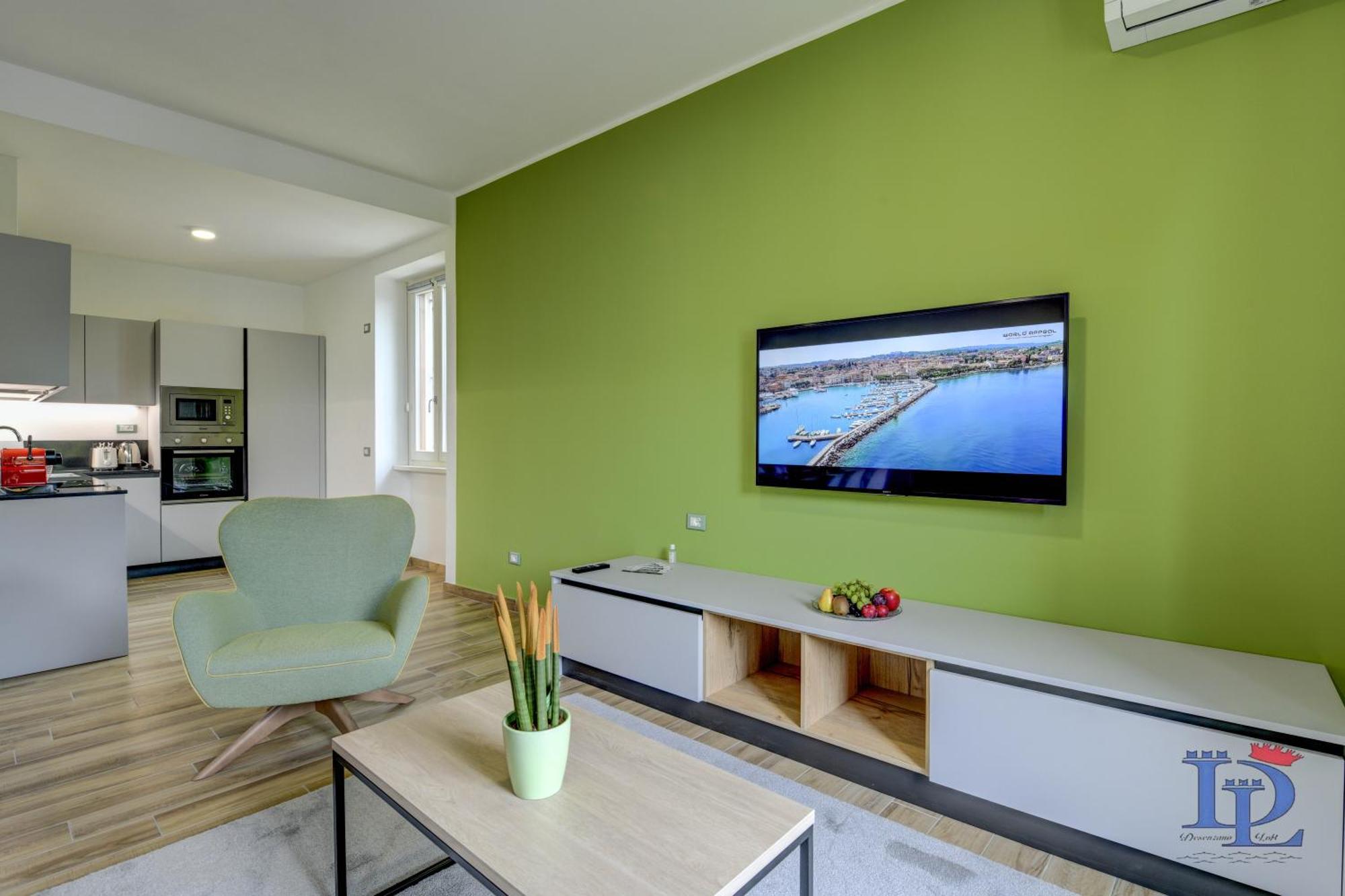Desenzanoloft Official Partner Marriott Homes & Villas - Palazzo Visconti Luxury Suite Ντεζεντσάνο ντελ Γκάρντα Δωμάτιο φωτογραφία