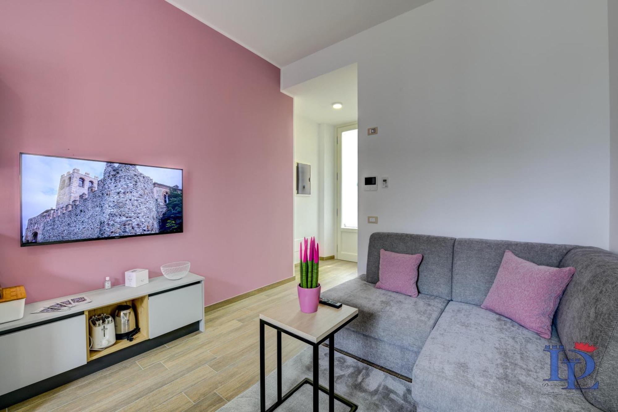 Desenzanoloft Official Partner Marriott Homes & Villas - Palazzo Visconti Luxury Suite Ντεζεντσάνο ντελ Γκάρντα Δωμάτιο φωτογραφία
